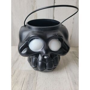 General foam black skeleton head Halloween bucket